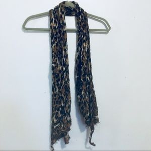 Leopard print scarf